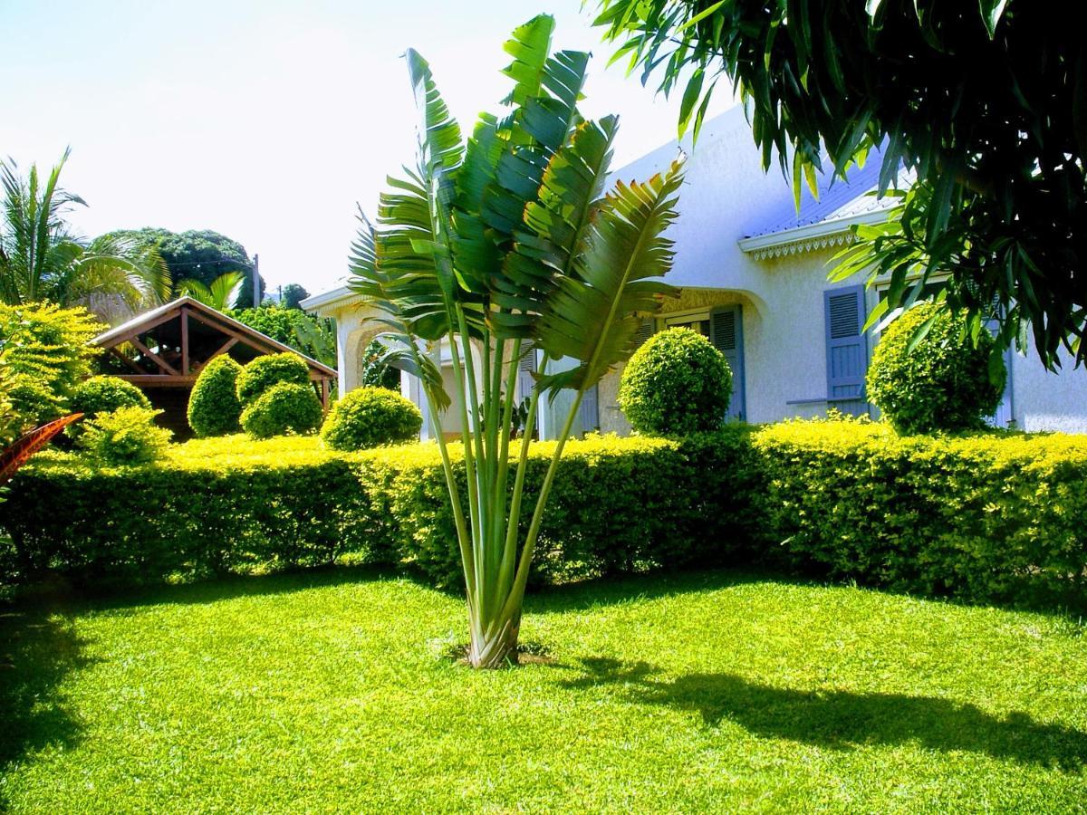 Villa Arbre Du Voyageur, 4 Etoiles Et 4 Clevacances Entre-Deux Exterior photo